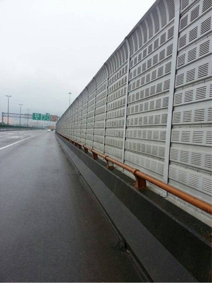 金標聲屏障  高速公路隔音屏